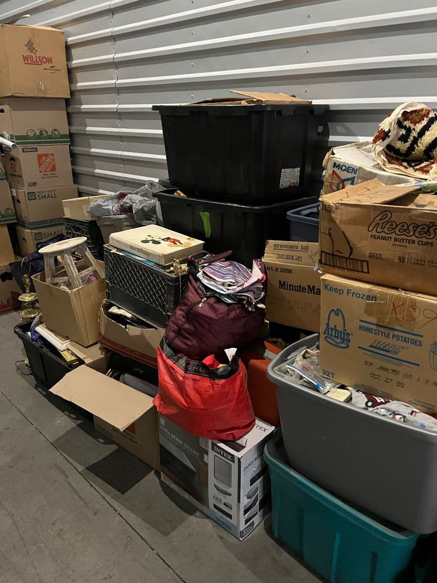 Pickers Party in North Central Phoenix ~ Vintage Smalls, 80's Womans Clothes, Books, Jewelry & More photo 8