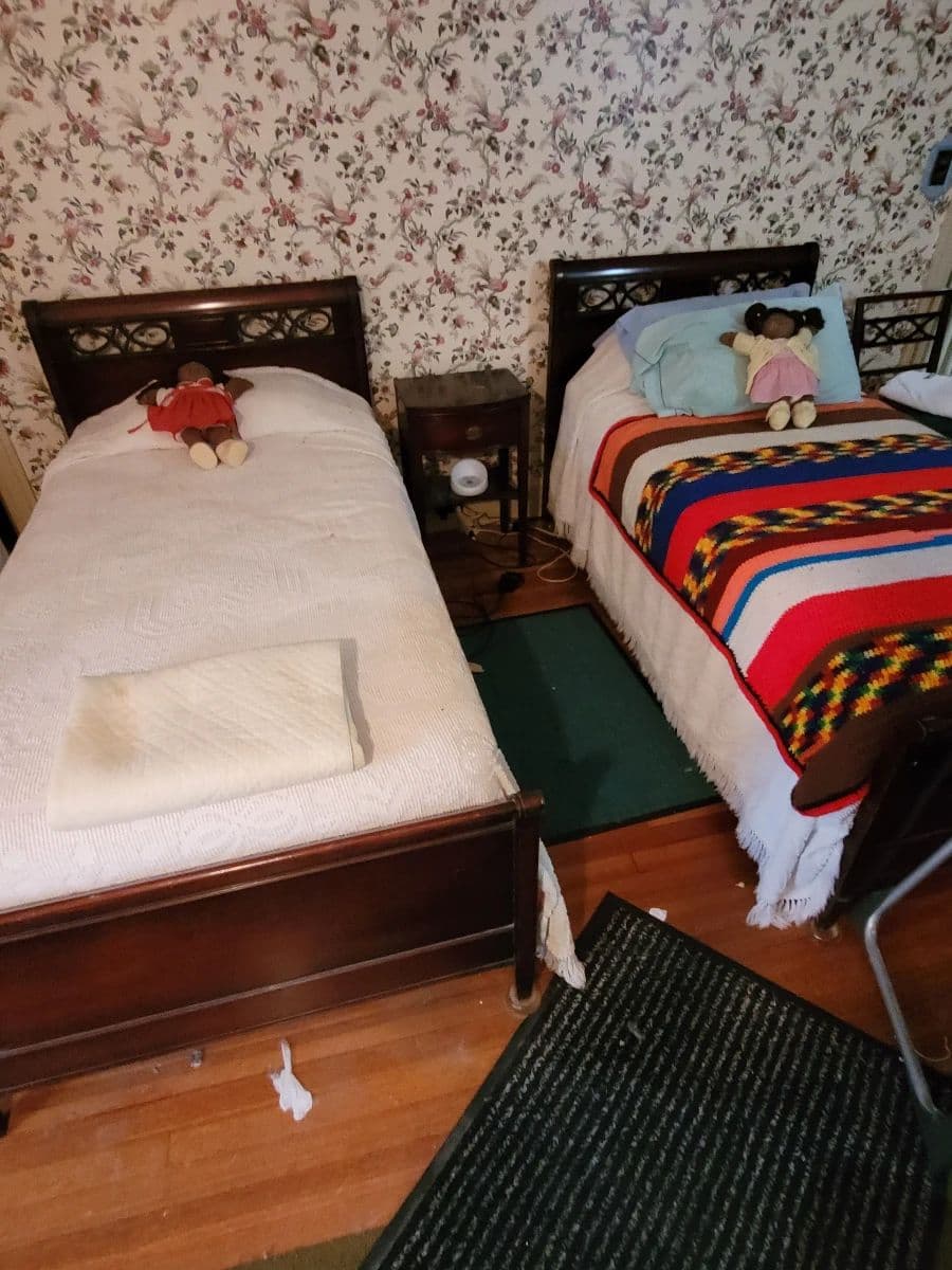 True Treasures, Fantastic Finds! photo 5