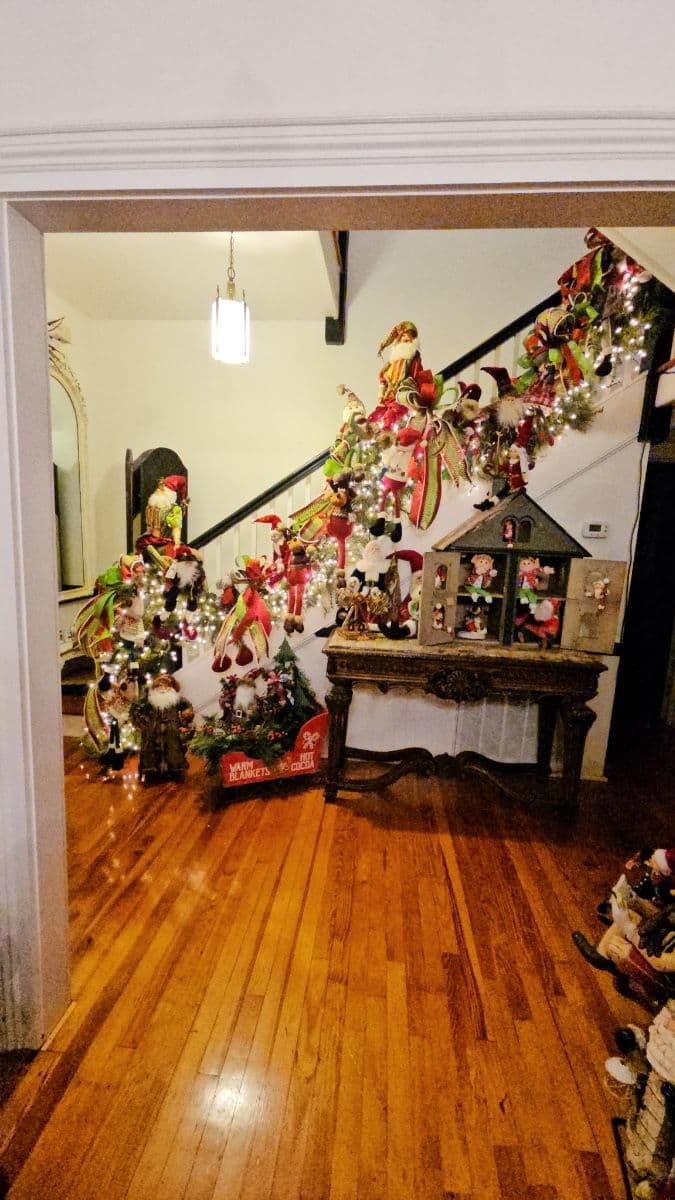Shop The North Pole ~ CHRISTMAS Showcase!!! photo 5