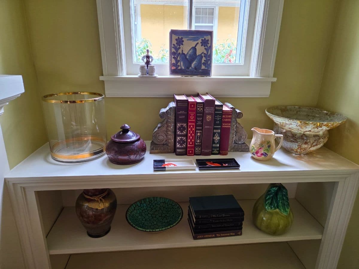 BROOKSIDE BEAUTY ESTATE SALE photo 4