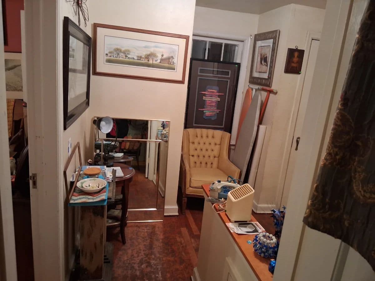 BROOKSIDE BARGAIN VINTAGE, ANTIQUE, AND HOME DECOR photo 6