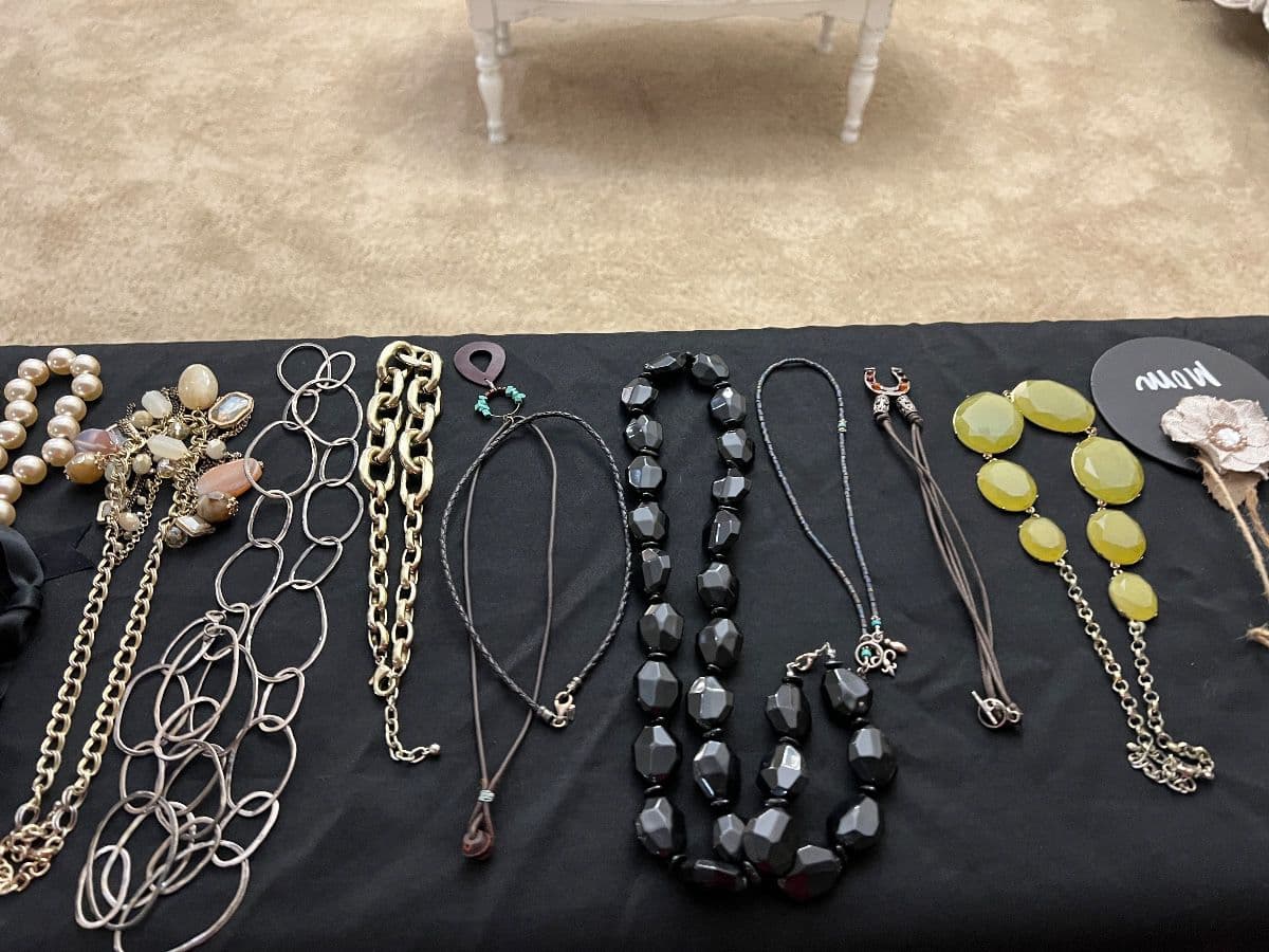CLASSIC,  LARGE ESTATE SALE IN CHANDLER! photo 12