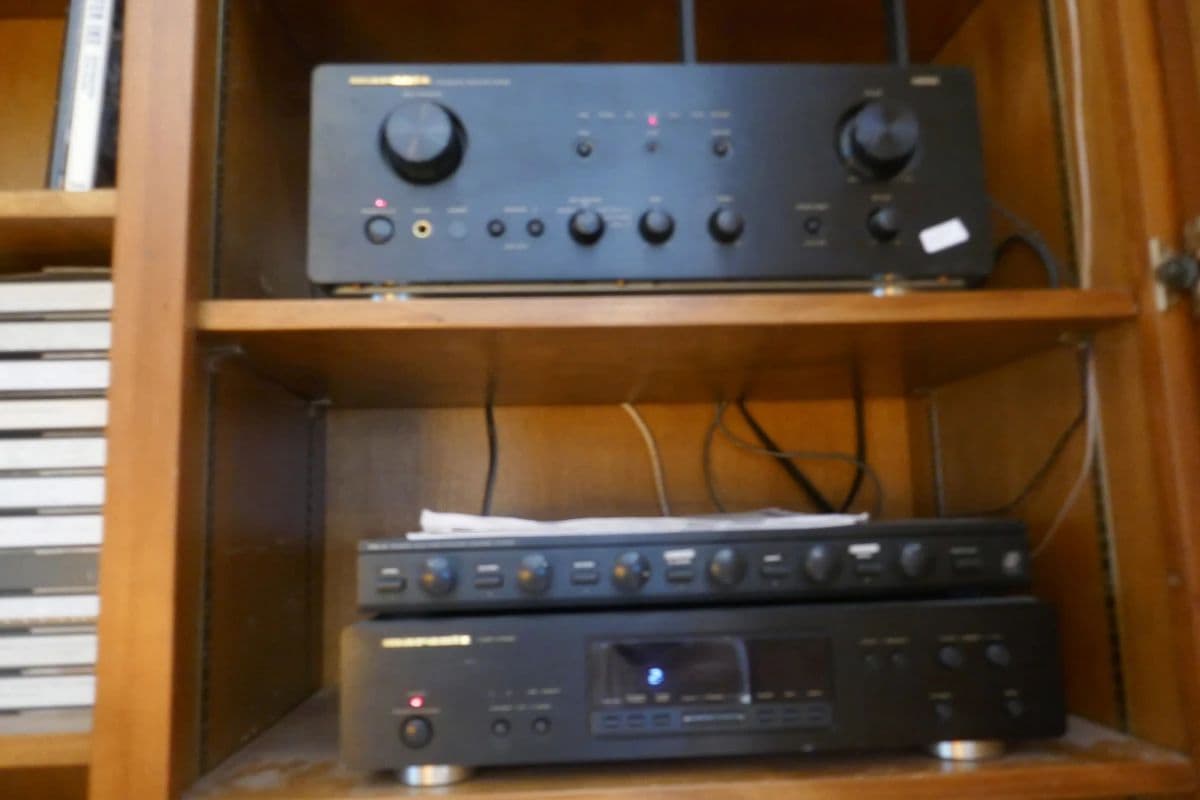 FUN Memorial Area Estate Sale Fossils, Fishing, High End Electronics and MUCH MORE! photo 3