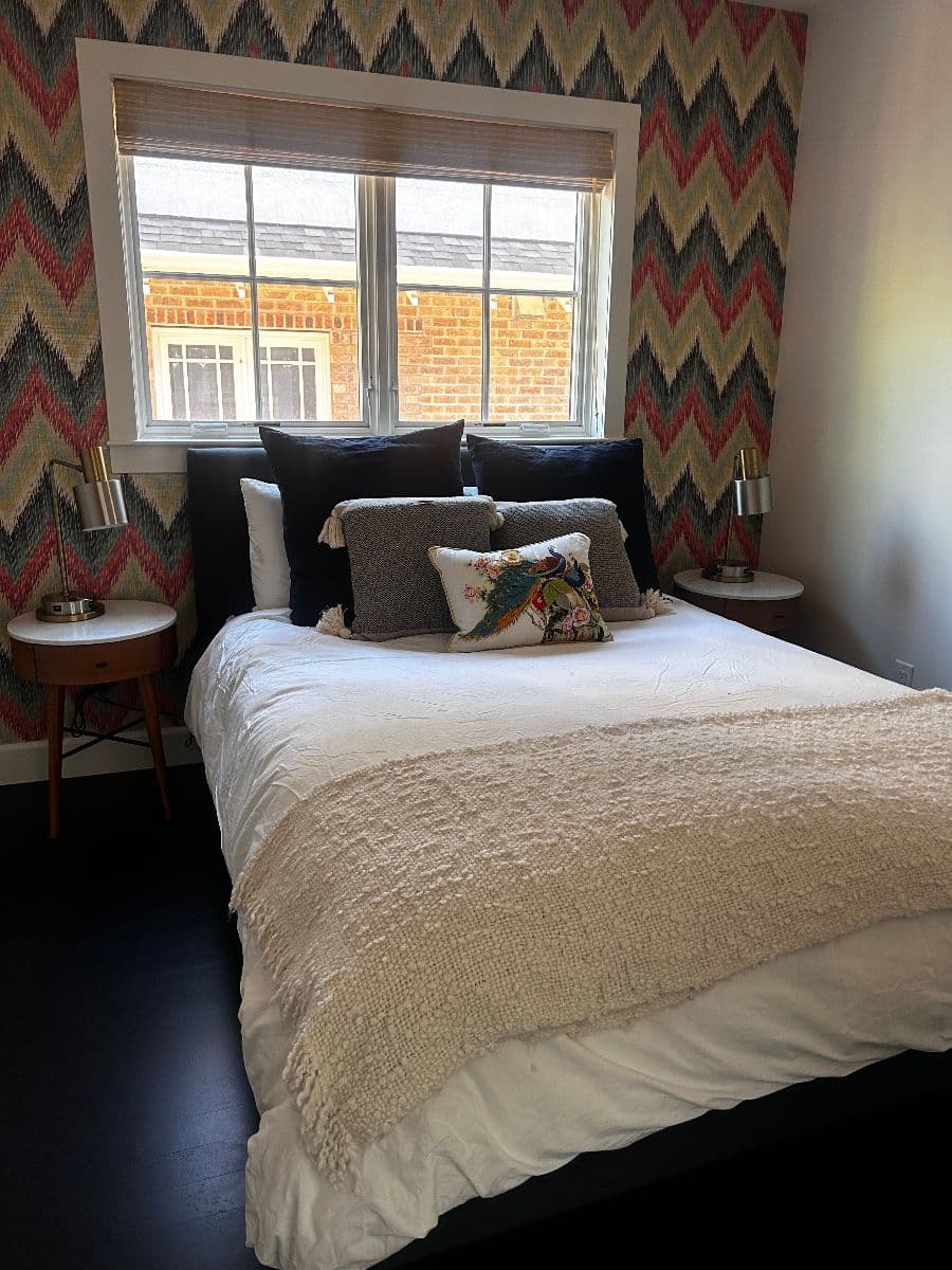 PERFECTLY APPOINTED WASH PARK ESTATE SALE photo 11