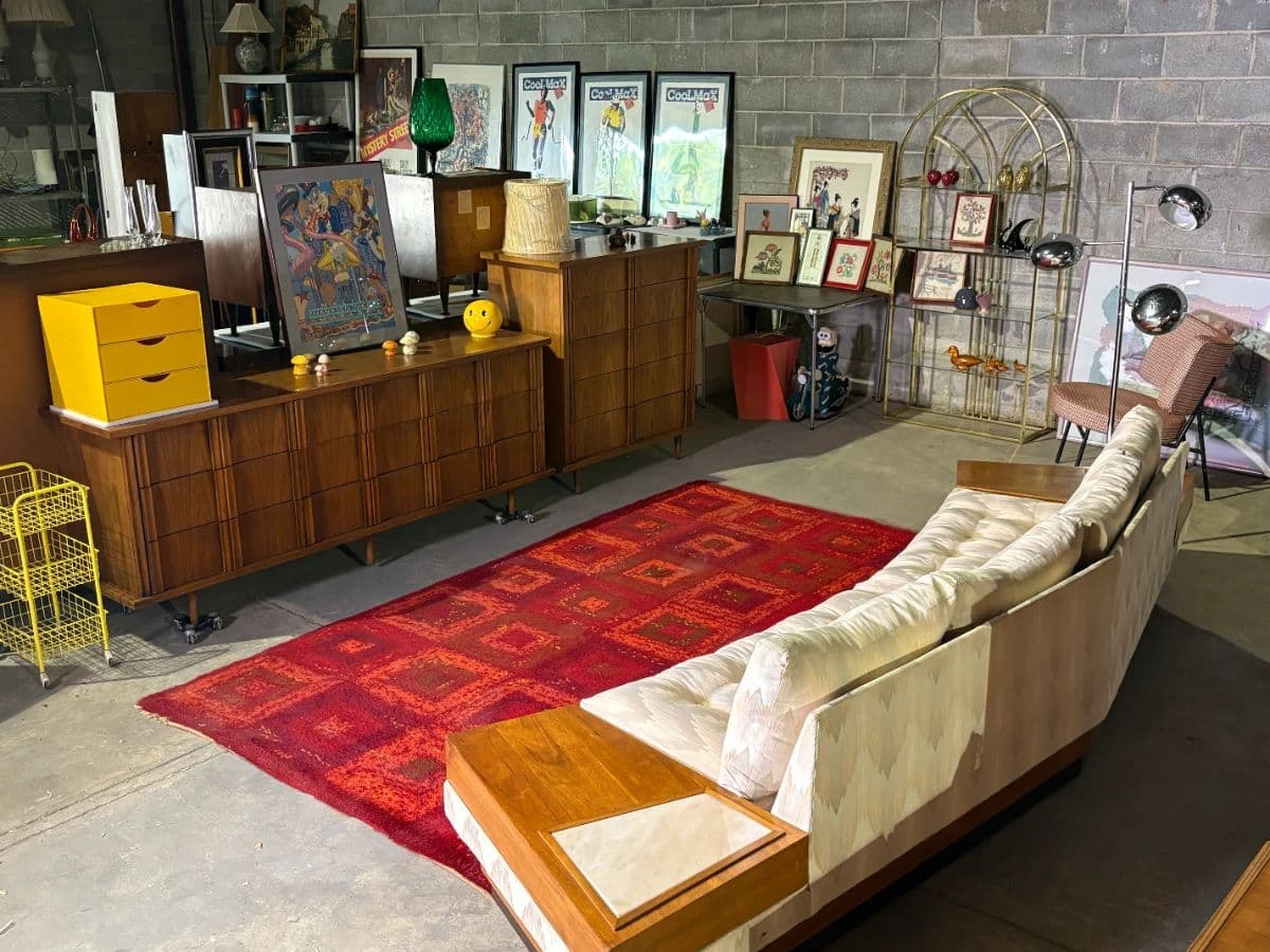Remarkable 2-Part Vintage Auction by Scoops in Philadelphia - Furniture, Art, Home Goods and More! photo 1