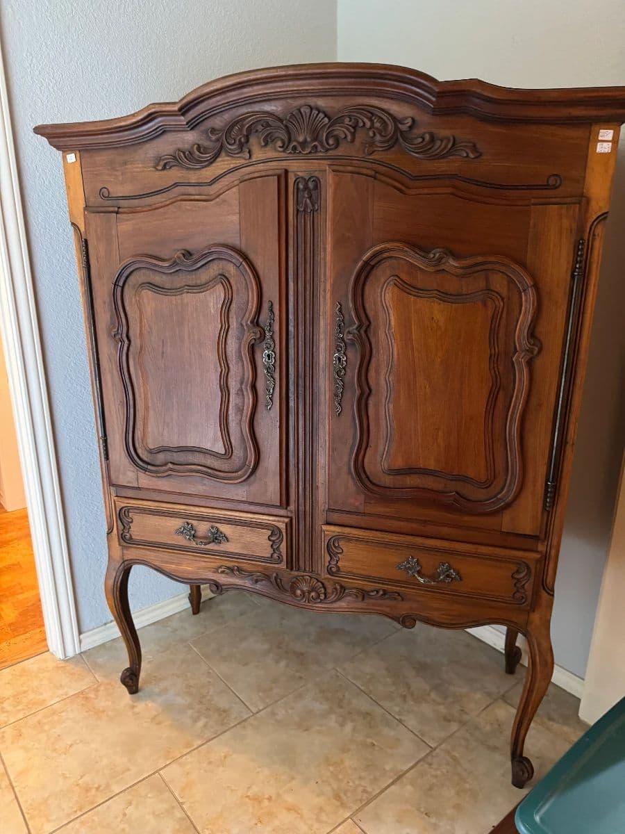 Just Let Lynn Do It! Estate Sale, Dallas, Aug 14/15 Summer Hours 9-2 photo 7