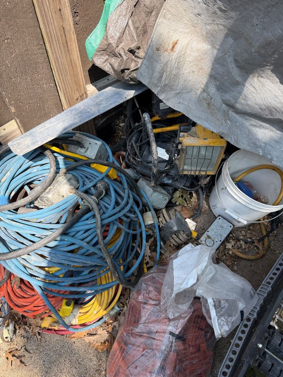 Lets Make A Deal - Ham Lake Sale - Contractor’s Cache Estate Sale — Tools, Antiques & More photo 2