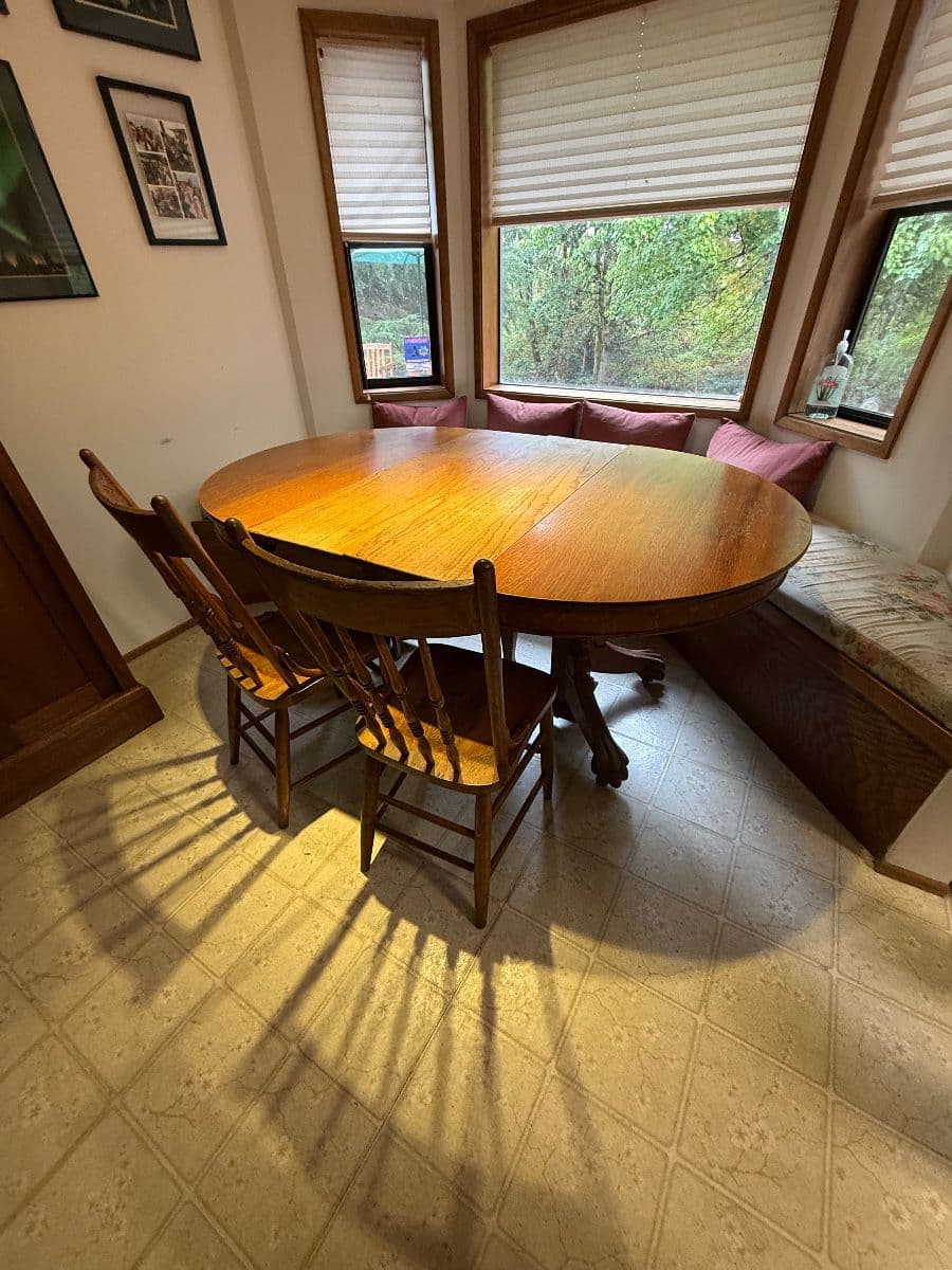 The Rusty Trunk LLC opens to "4-Generations" Estate Sale photo 1