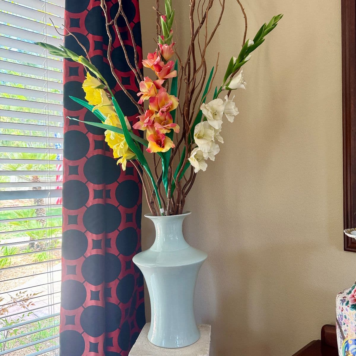 SCRIPPS RANCH Estate Sale ~Collectibles, Art, Furniture, Audio, Toys, Plants... photo 11