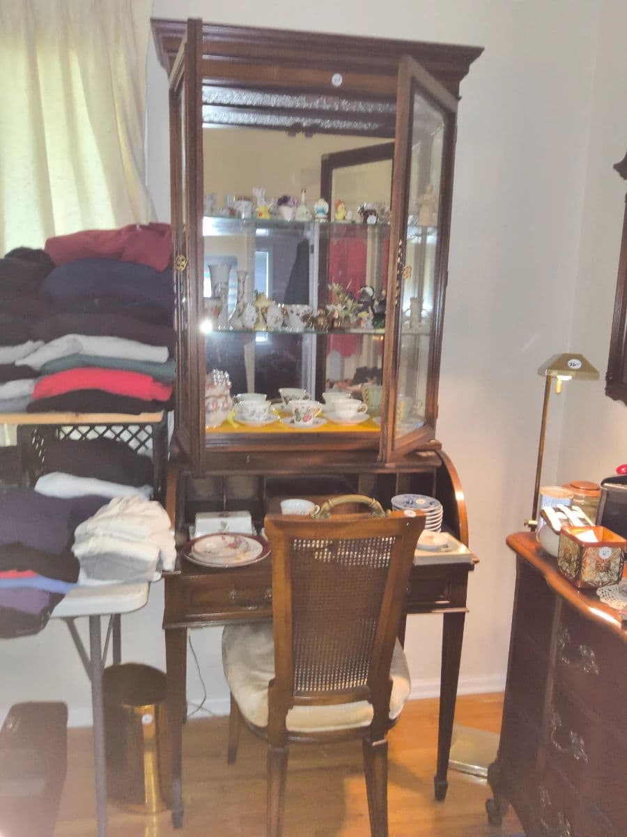 SPORTSMAN, TOOLMAN, AND ART LOVERS ESTATE SALE photo 9