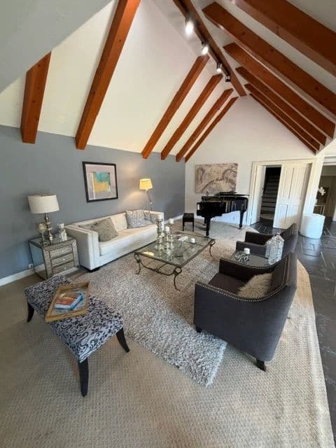 Magnificent Los Angeles Estate: Over 6600 sq ft of Immaculate Contemporary & Traditional Furnishings photo 1