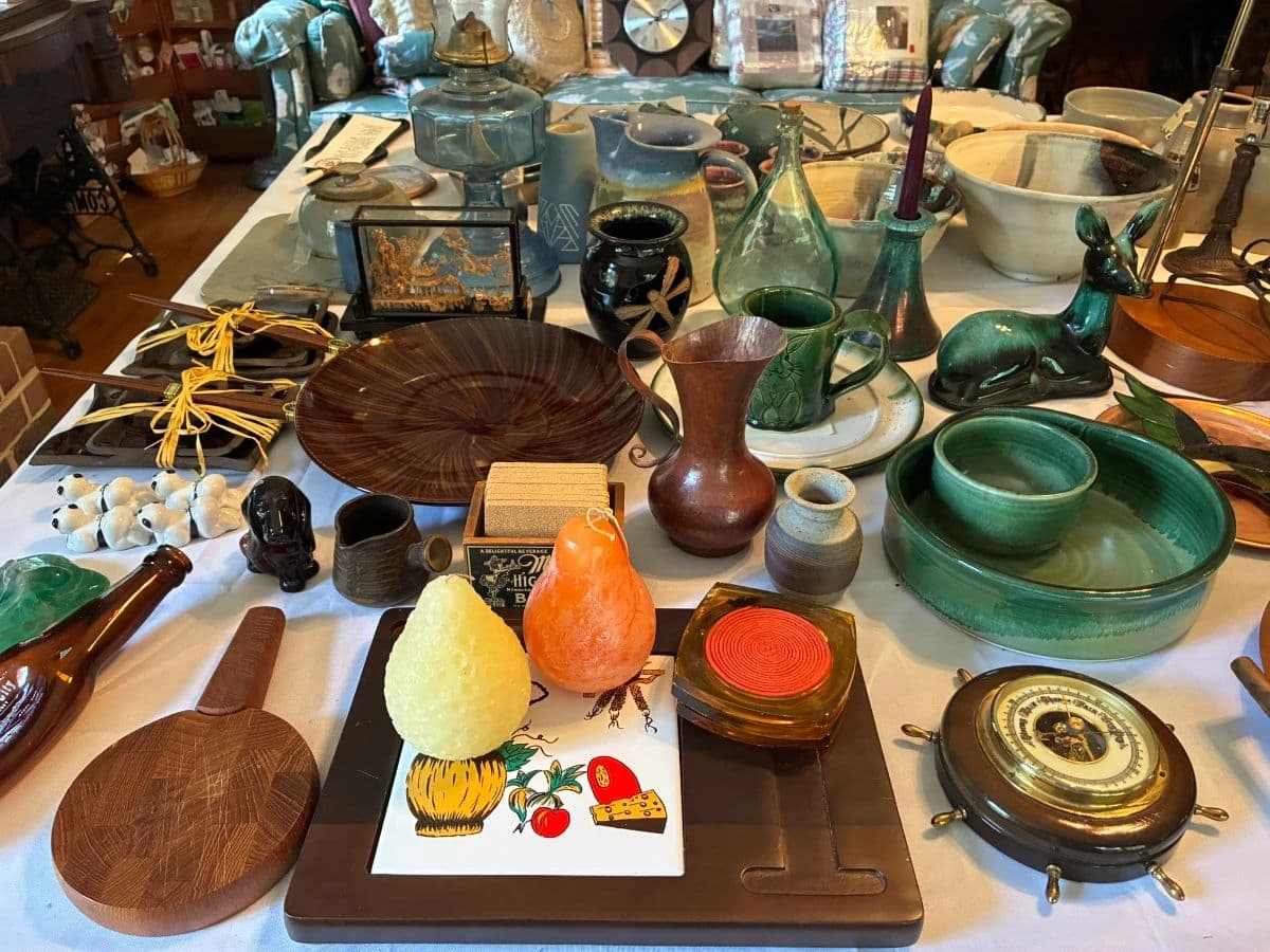 Huge Providence Plantation Estate Sale – Vintage, New & Everything in Between! photo 9