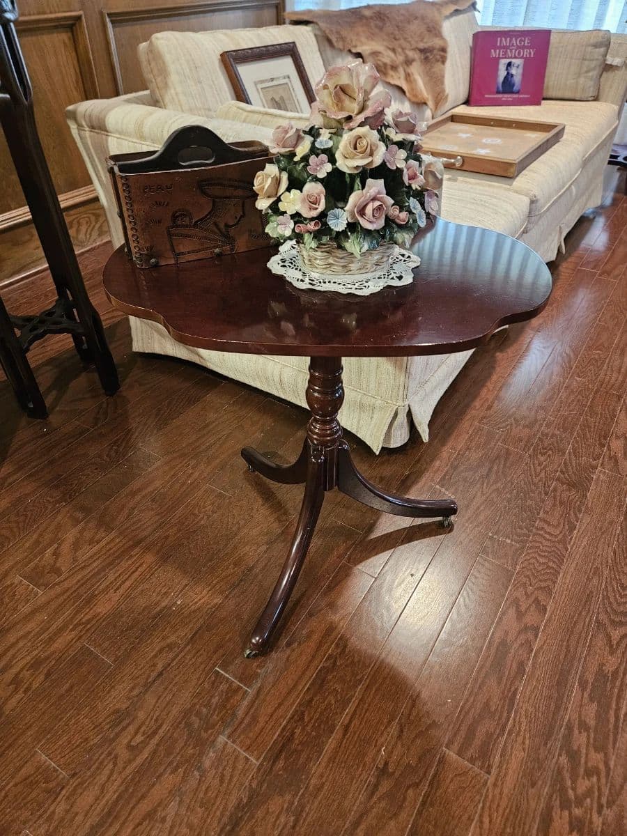 Barkers Landing Estate Sale | ~ Bronze Sculptures, Quality Furnishings, Peruvian Decor and more photo 12