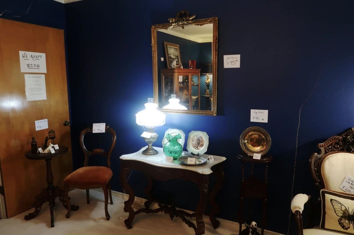 ELS Estate Sales ... Home of Two Antique Dealers photo 6