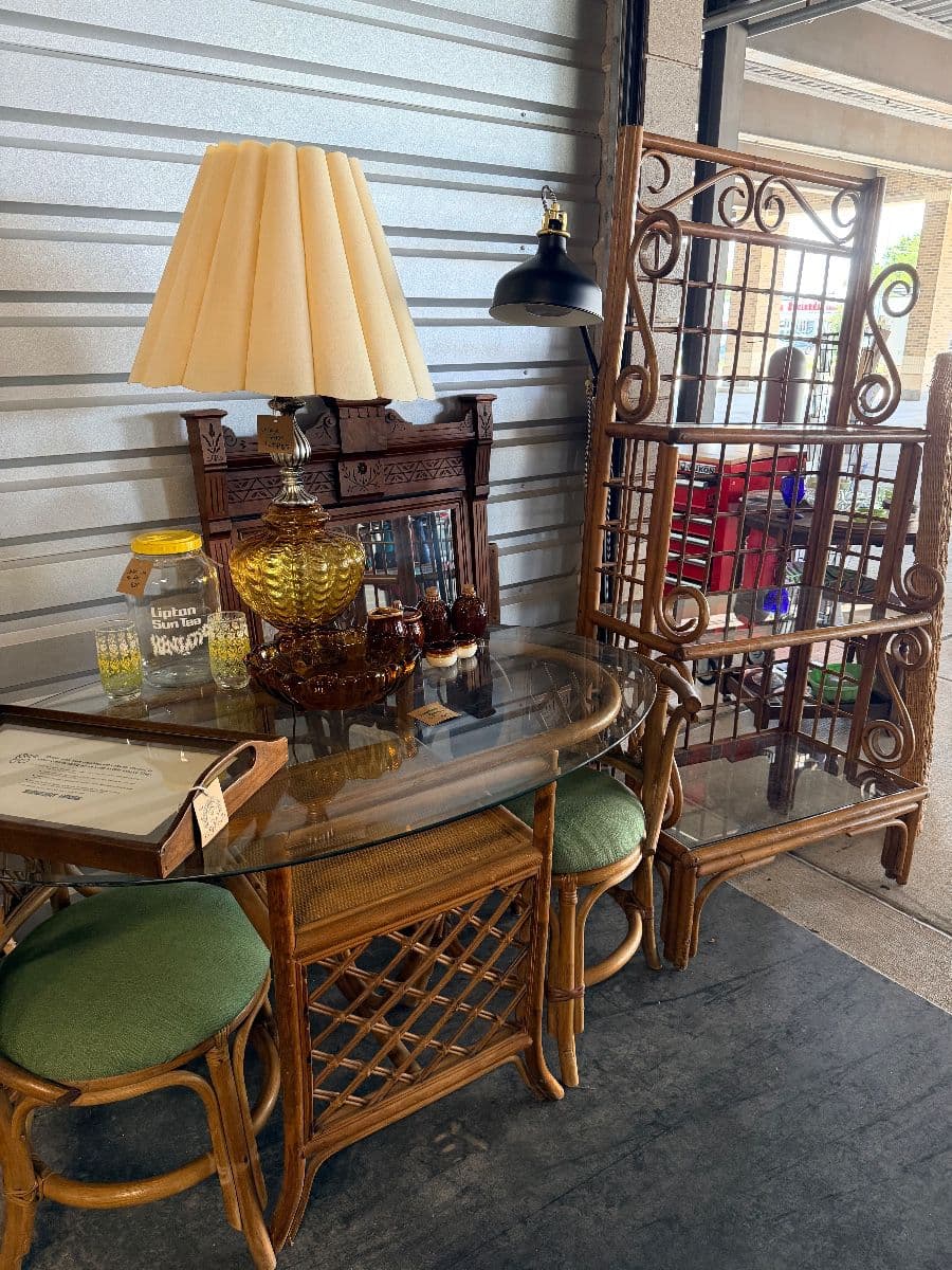 Vintage Rose Merchants Warehouse Sale – Memorial/Energy Corridor photo 10