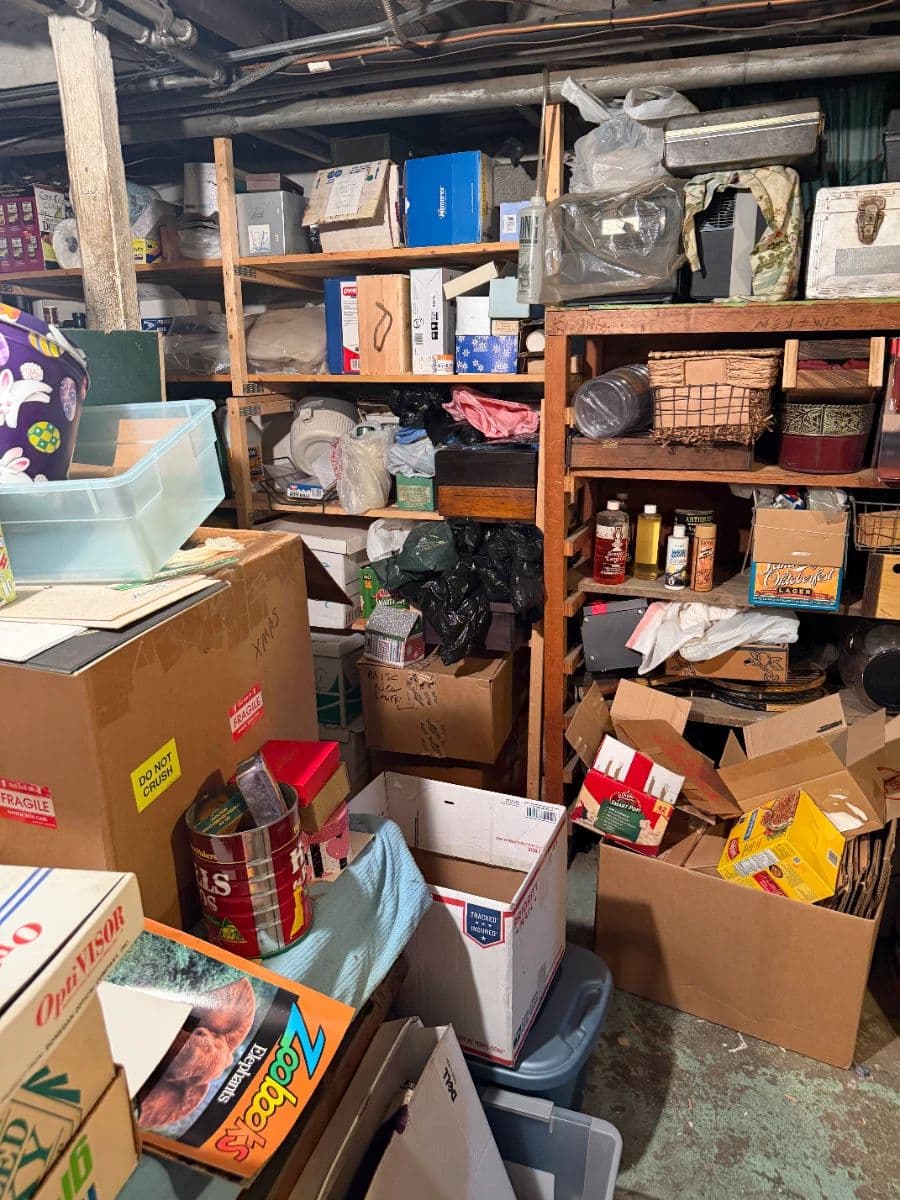 Chicago Stunner! Lincoln Square lifelong antiquer’s collection of decor, furniture and more! photo 10