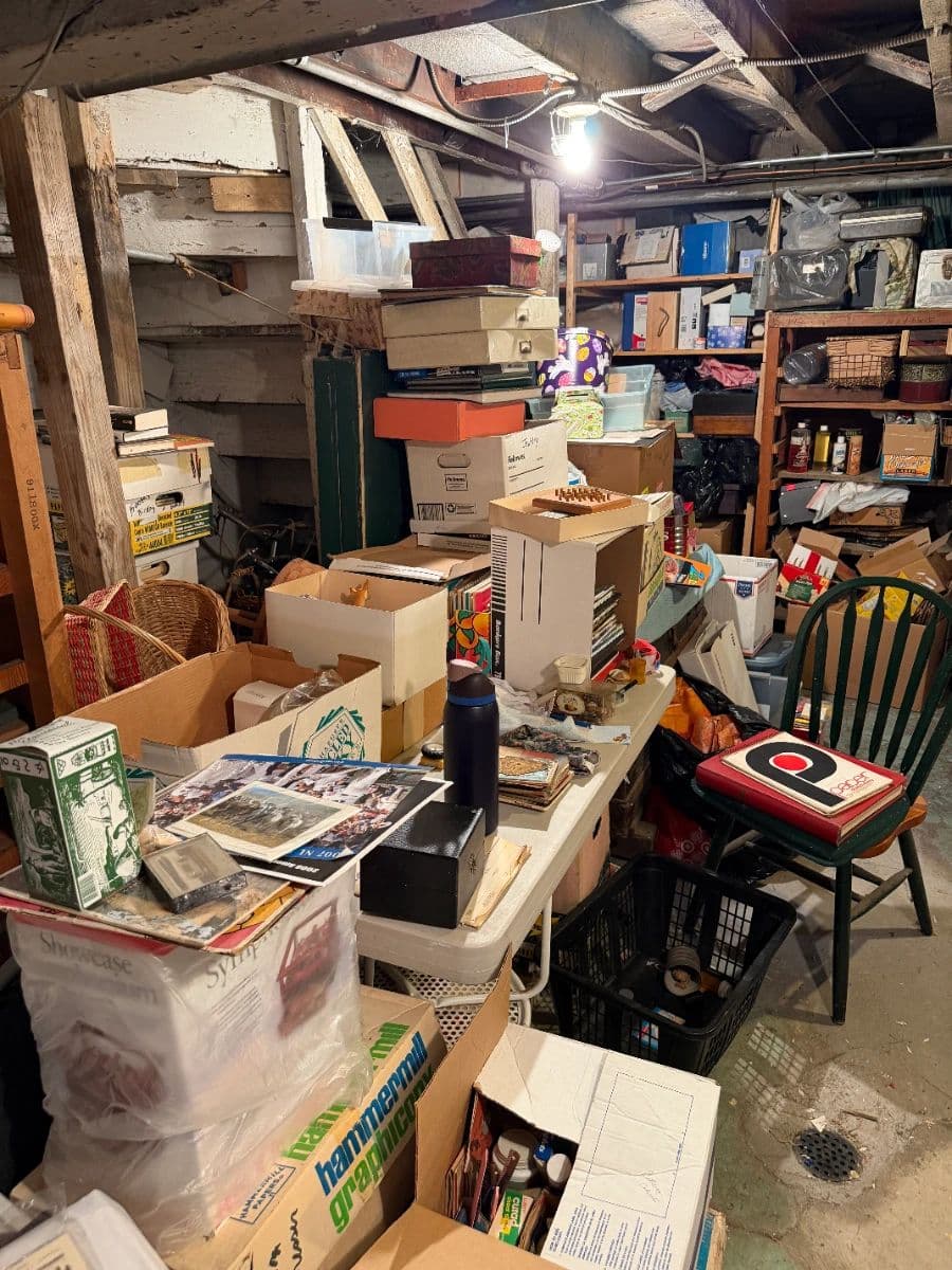 Chicago Stunner! Lincoln Square lifelong antiquer’s collection of decor, furniture and more! photo 6