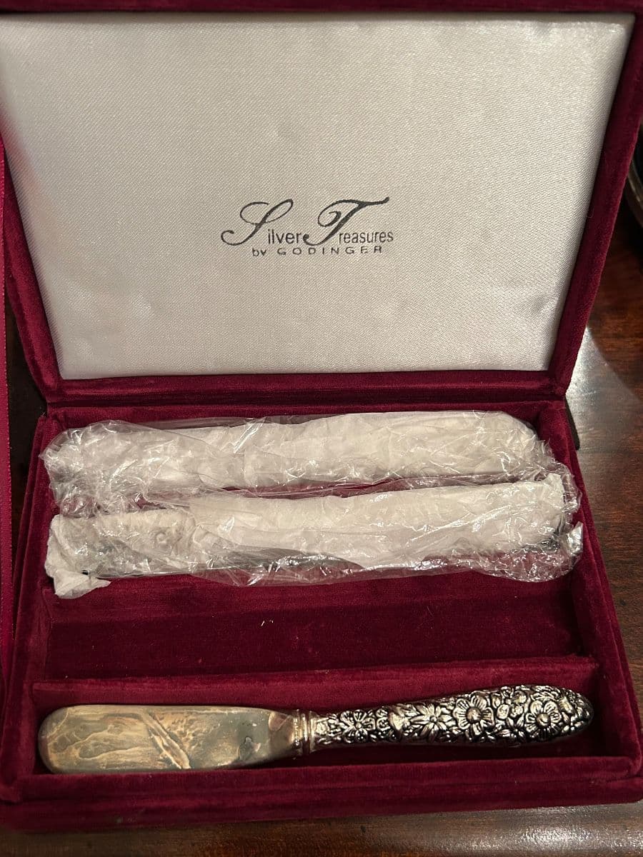 Lake Highlands - Asian Art, Vintage Handbags, Sterling Flatware, and more photo 9