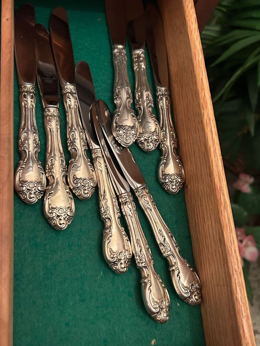 Lake Highlands - Asian Art, Vintage Handbags, Sterling Flatware, and more photo 7