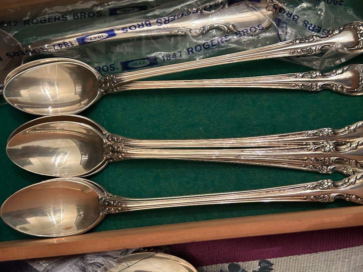 Lake Highlands - Asian Art, Vintage Handbags, Sterling Flatware, and more photo 12