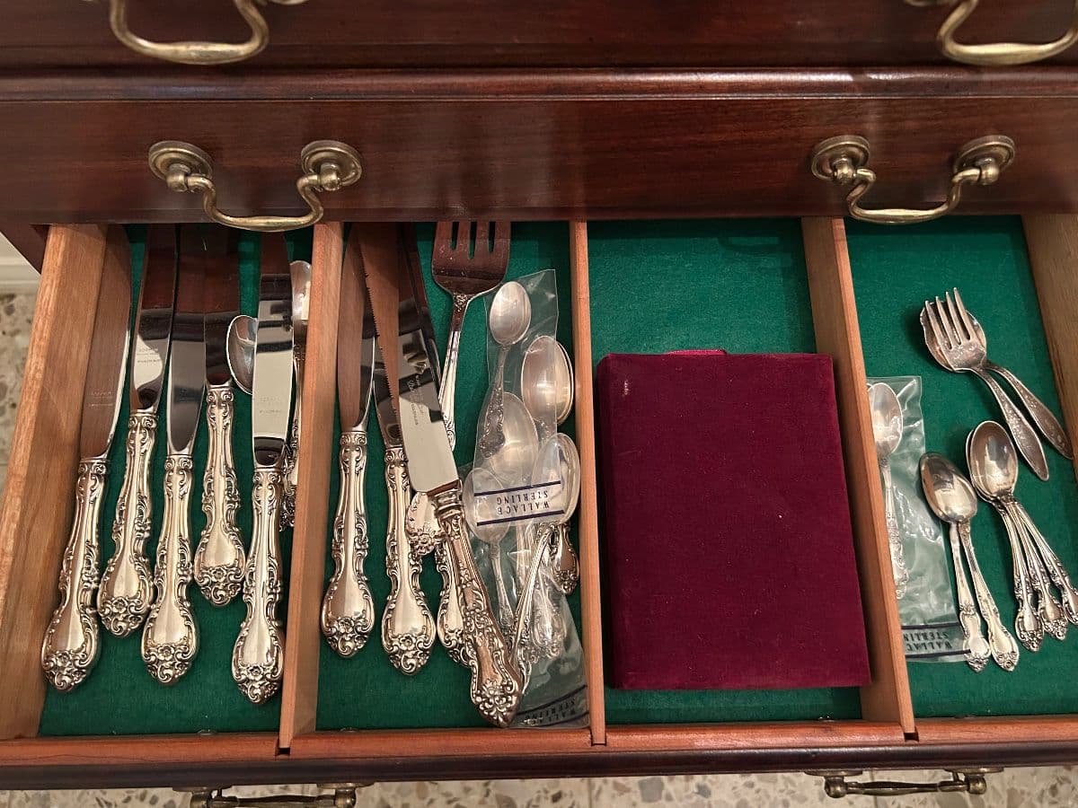 Lake Highlands - Asian Art, Vintage Handbags, Sterling Flatware, and more photo 11