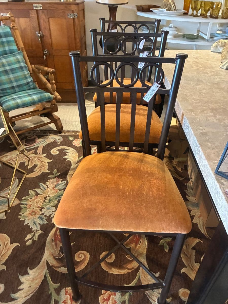 Over 800 Items And Definitely Something You'll Love! photo 6