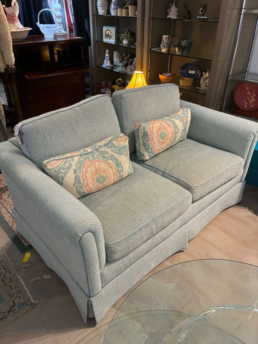Over 800 Items And Definitely Something You'll Love! photo 2