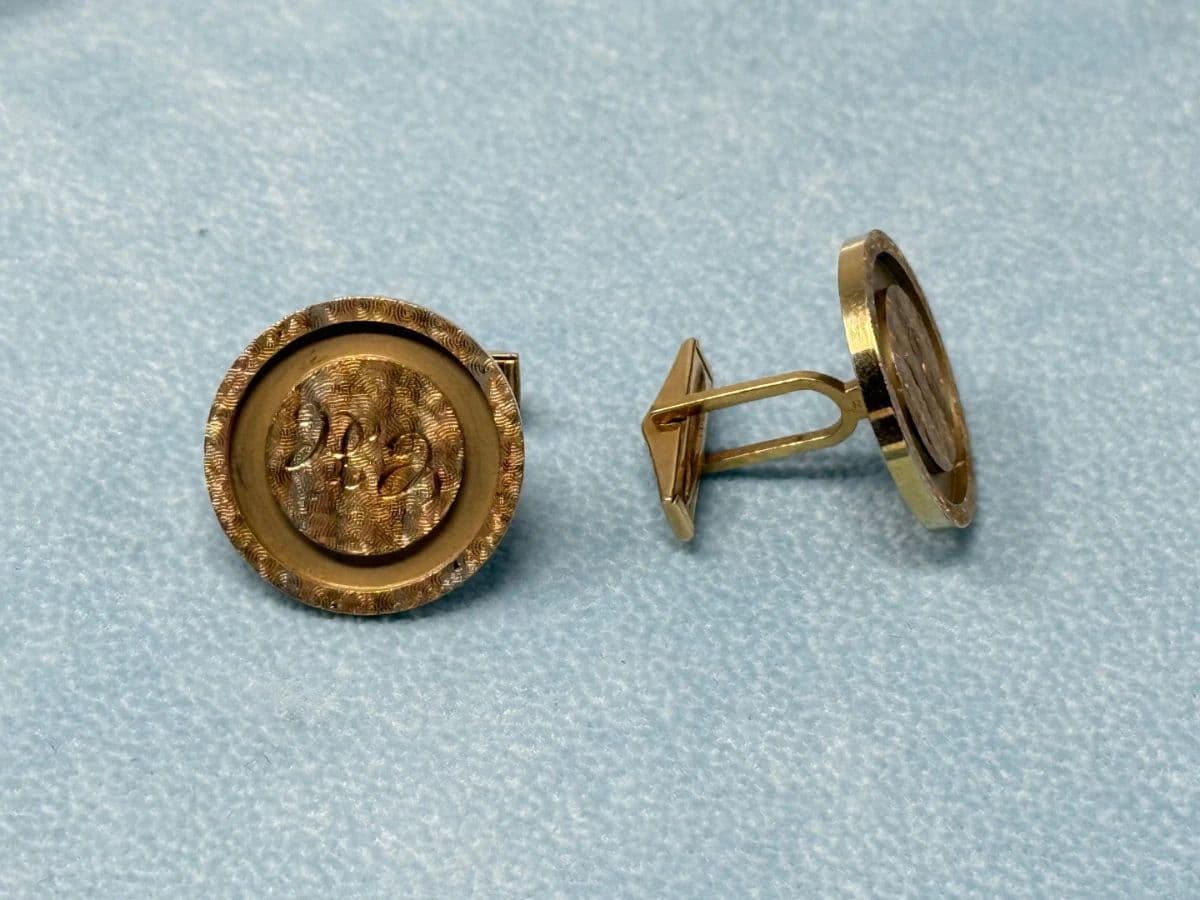 Huge Seattle Estate & Jewelry Auction - Vintage & Antique / Art / Collectibles / Silver / Sculptures photo 10