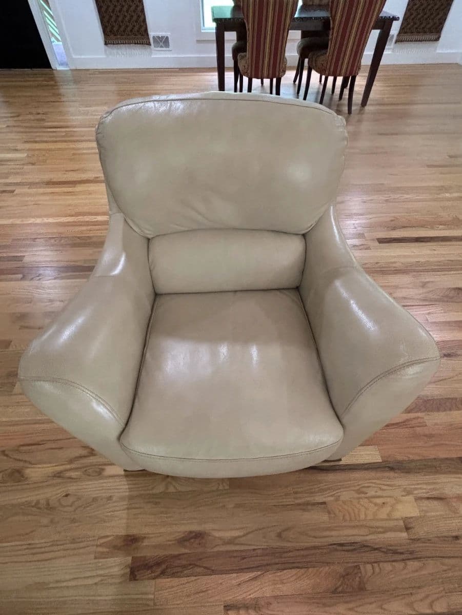 Multi-Family Estate Sale African Art, Books, Home Decor, Jewlery and More! photo 7