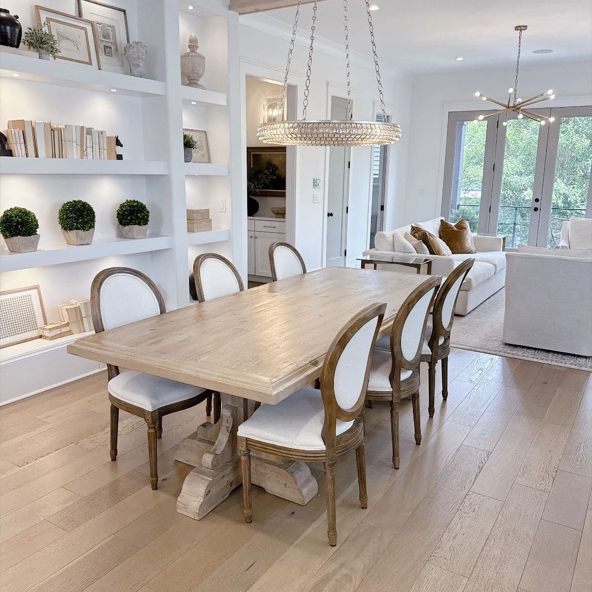 PURE & SIMPLE ESTATE SALE - Charlotte, NC - UNDERSTATED CLASSIC CHIC FURNITURE, HOME DECOR, & MORE! photo 9