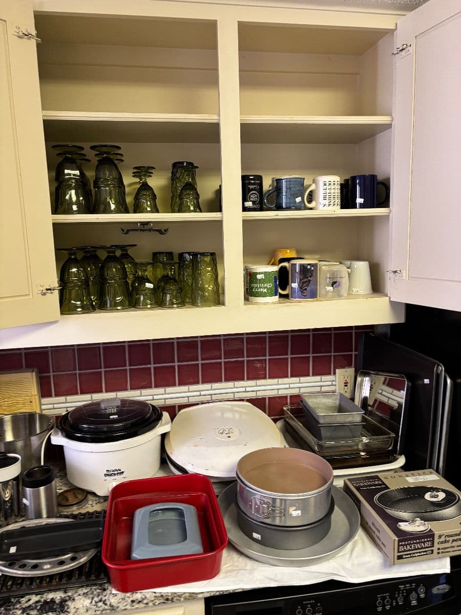 A Gorgeous House Filled with Lovely Things Awaits! photo 7