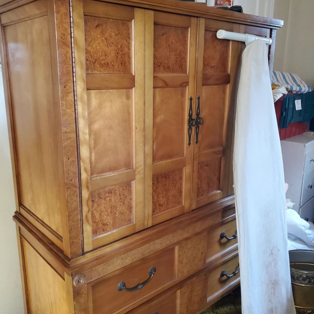 Vintage Clothing & Jewelry ESTATE SALE photo 11