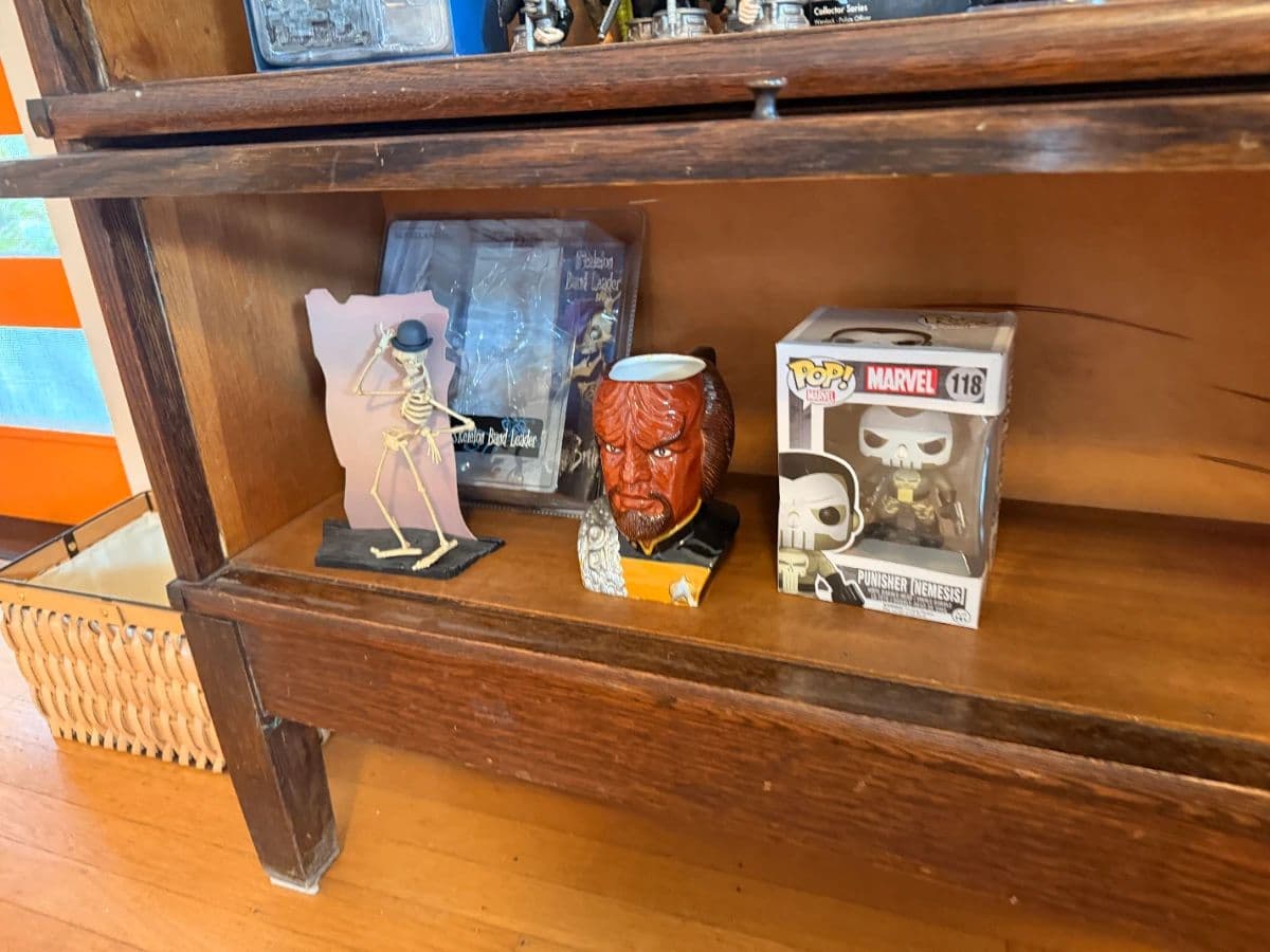 Horror Fans, Collectors and Gamers Estate Sale - HALF OFF DAY photo 5