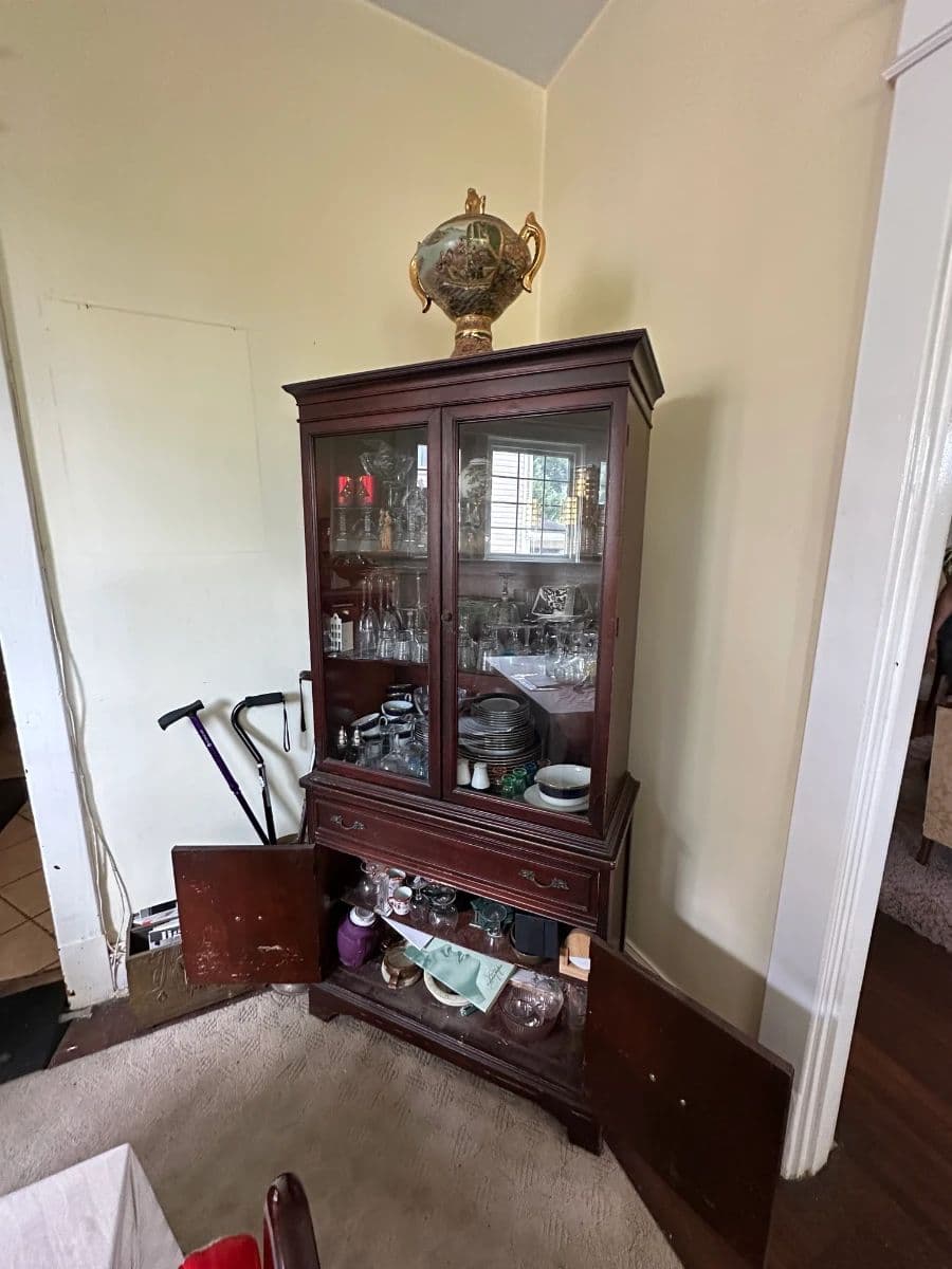 Kearney Estate Sale photo 7