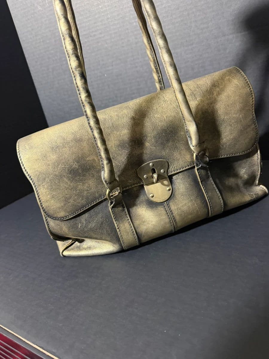 Purses, Video Games, Clothing, Jewelry, Watches, Sewing Machine, Collectibles, Nike, Cameras photo 4