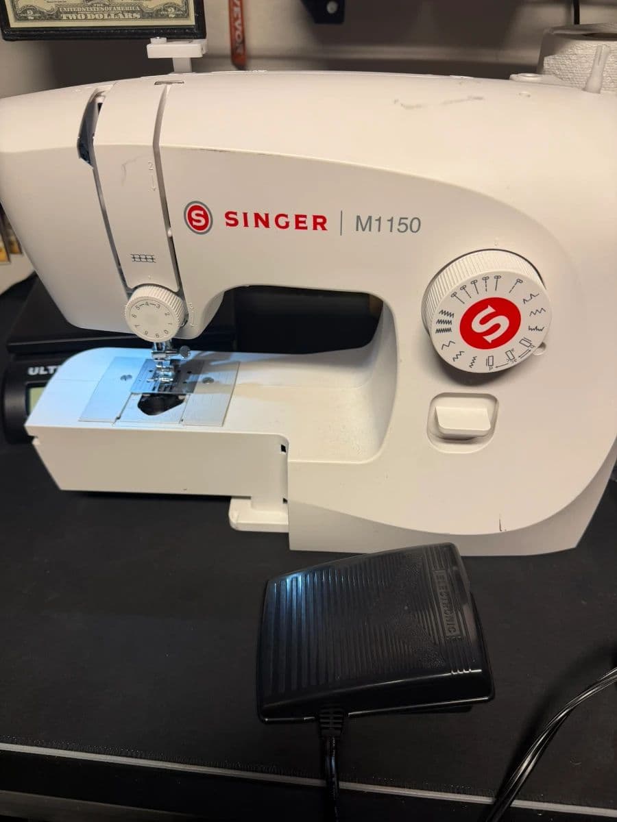 Purses, Video Games, Clothing, Jewelry, Watches, Sewing Machine, Collectibles, Nike, Cameras photo 2