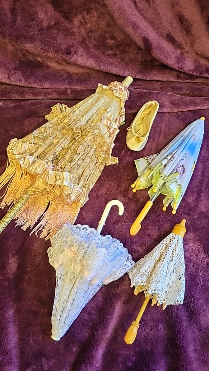 Collector Quality Dolls, Bears and Accessories photo 10