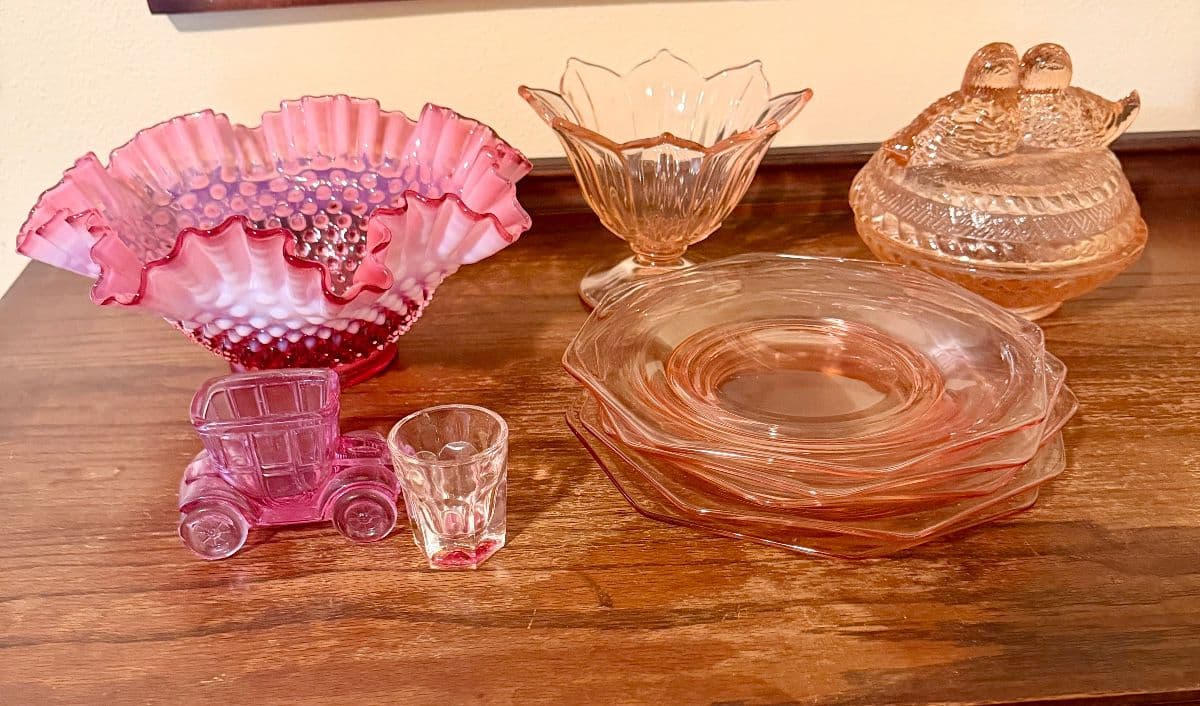 Oak Forest Glass, China & Collectibles Estate Sale photo 2
