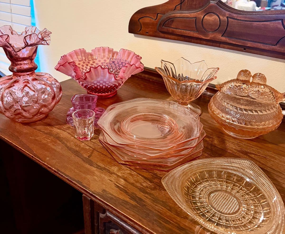 Oak Forest Glass, China & Collectibles Estate Sale photo 3
