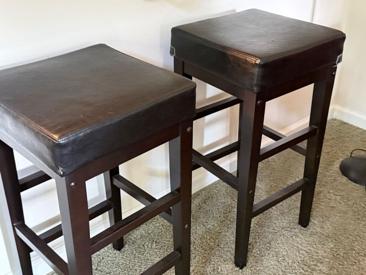 HOT DEALS IN THE BEE-HIVE! Pre-sales on furniture photo 5