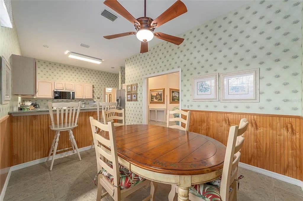 Lady Lake Estate Sale (2 story home) photo 8