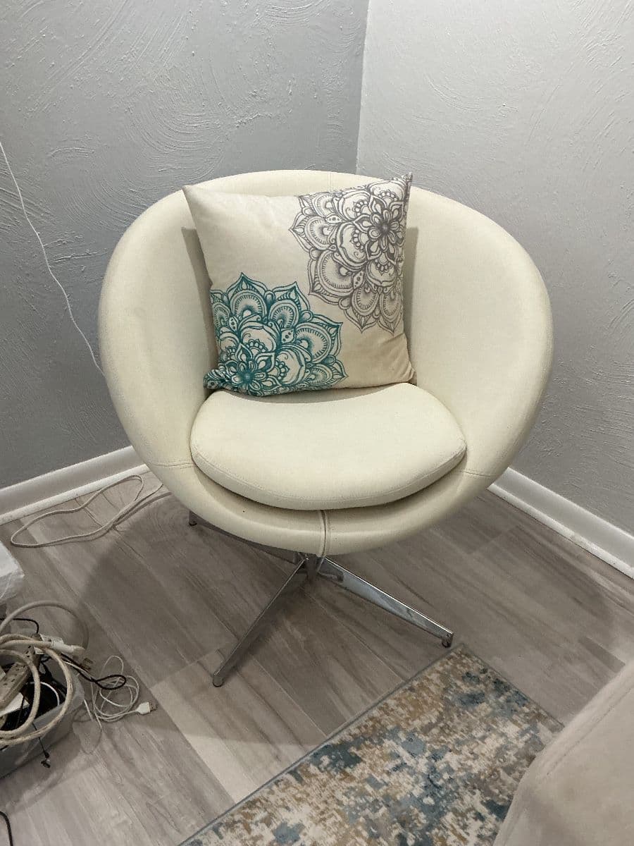 Mid Century Meets Modern in Virginia Village photo 6