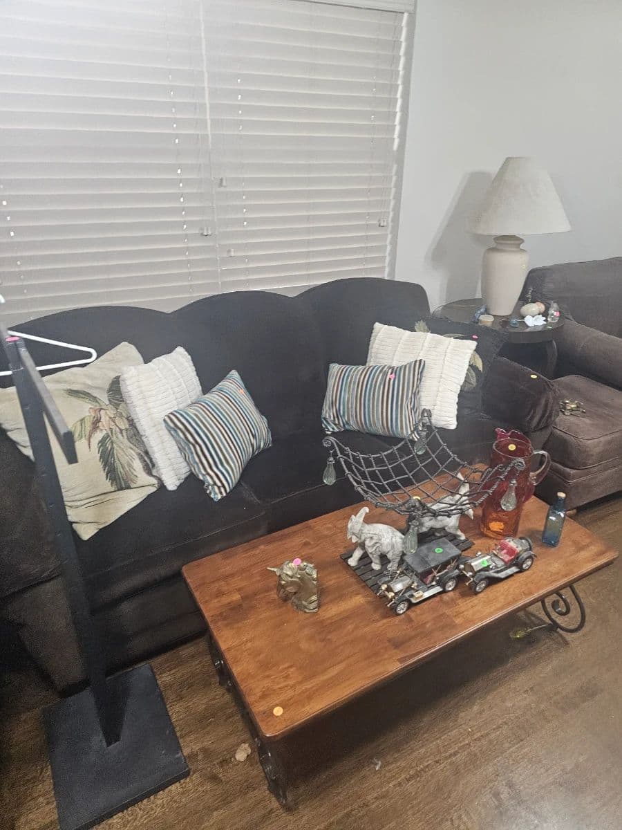 THRILL OF THE HUNT VINTAGE FURNITURE POTPOURRI ESTATE SALE BY ALAMO AZTEK ESTATE SALES DFW photo 8