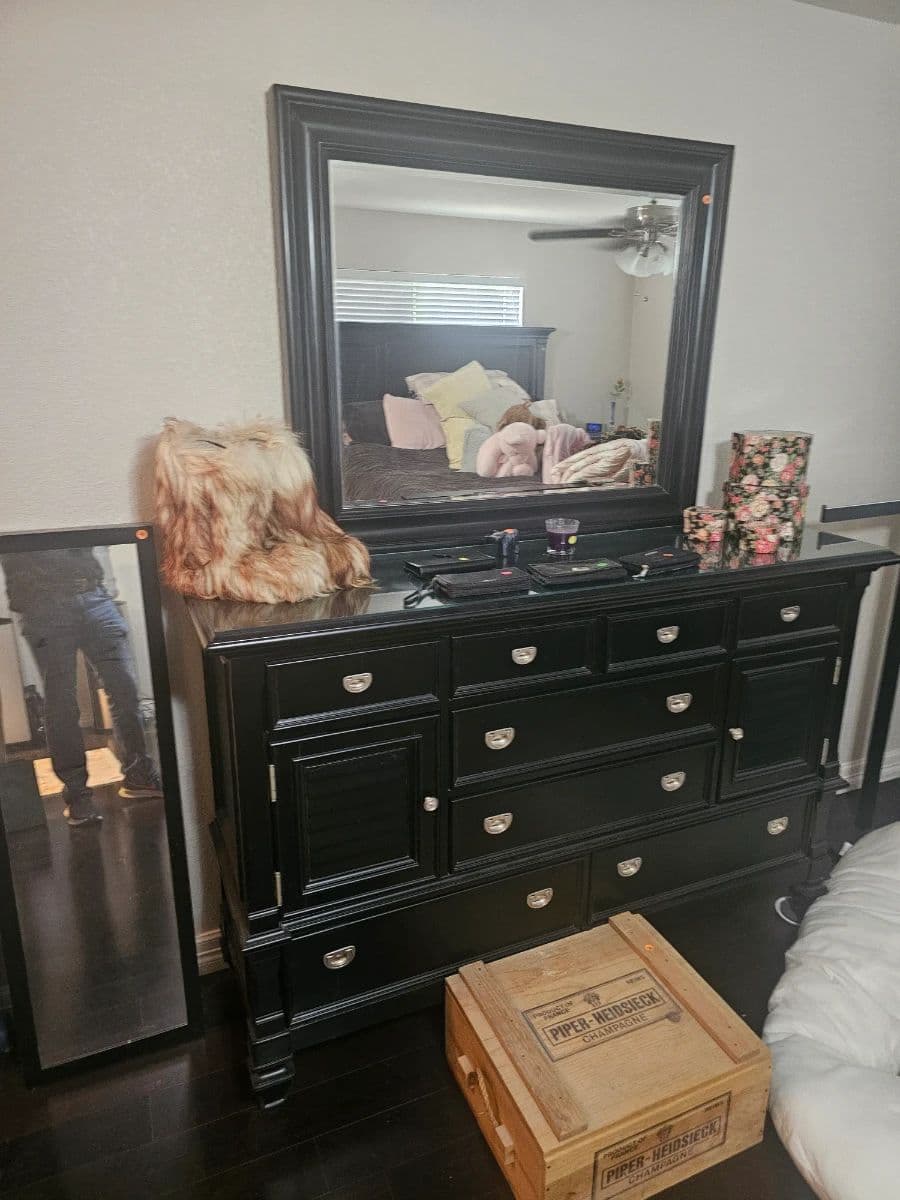 THRILL OF THE HUNT VINTAGE FURNITURE POTPOURRI ESTATE SALE BY ALAMO AZTEK ESTATE SALES DFW photo 1