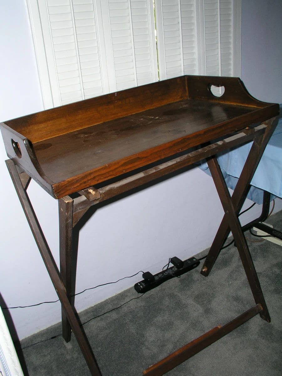 Kathy's Estate Sales - Vintage Central Corridor Beauty! photo 6