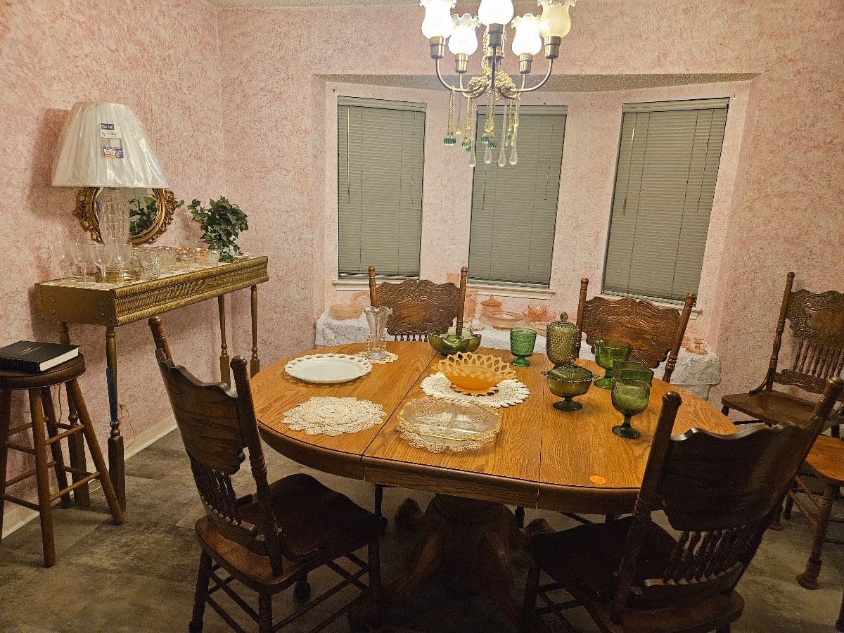 Estate Sale photo 1