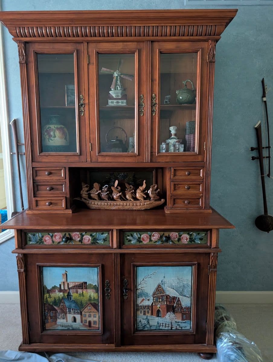 BEAUTIFUL CONTEMPORARY SALE! LOVELY FURNITURE, DECOR, COLLECTIBLES & MORE! DON'T MISS THIS ONE! photo 8