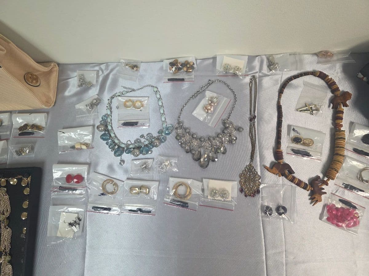 3/$22 - Rings, Earrings, Necklaces | Talbots Sz 12 | VTG Womens Clothing & Blazers | Labor Weekend photo 2