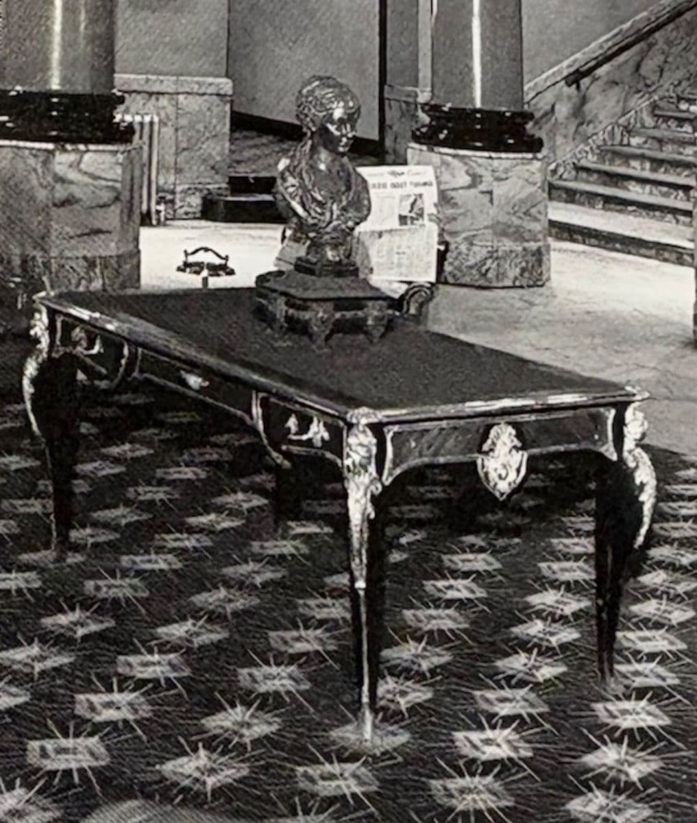 GREAT BELLEVUE ESTATE SALE!!! photo 4