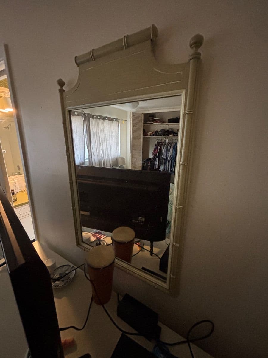 Estate Sale Island Way Clearwater photo 12